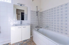 93350 LE BOURGET – MAISON 5 PIÈCES – 83,51 M² CARREZ / 119,49 M² AU SOL – JARDIN/COUR DE 205 M² – PROCHE TRANSPORTS
