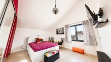 MAISON DE PRESTIGE – RÉNOVATION INTÉGRALE – FINITIONS HAUT DE GAMME – INSERT – CLIMATISATION RÉVERSIBLE – CHAUDIÈRE RÉCENTE – CUISINES ÉQUIPÉES – SALLES DE BAINS NEUVES – CUISINE D’ÉTÉ – FOUR À PIZZA 