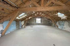 BOUCAU - 64340 - 140 m2 - Maison à rénover à fort potentiel - 4 chambres - Terrasse - Jardin - Calme