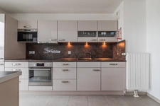 67100 Strasbourg Neudorf – Dernier étage sans vis-à-vis – 4 pièces lumineux avec balcon et vue dégagée