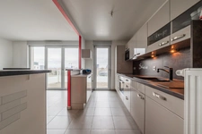 67100 Strasbourg Neudorf – Dernier étage sans vis-à-vis – 4 pièces lumineux avec balcon et vue dégagée