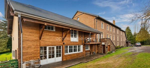 COUTHENANS (70400) ANCIEN MOULIN – 600 M² HAB – 2,7 HA – 4/5 LOGEMENTS – DÉPENDANCE