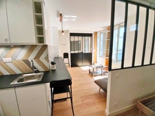 Paris 17ème Batignolles – 2 pièces rénové et meublé, au calme sur cour