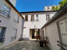 Paris 17ème Batignolles – 2 pièces rénové et meublé, au calme sur cour