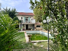 MARSEILLE 11ᵉ – LA POMME | MAISON DE CHARME DES ANNÉES 1920 – 190 M² – JARDIN, PISCINE ET GARAGE