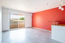 Marseille 10ème, T2 de 42,5m2 + Terrasse + Cave + Place de parking Privative