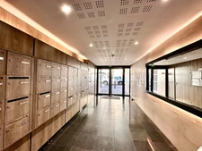 MARSEILLE 6ème, quartier Lodi , T2 de 44m2 avec Terrasse et possibilité place de parking privative en sous-sol.