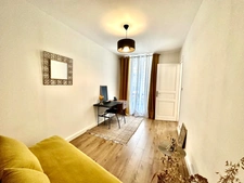 Toulon, centre-ville/haute ville, T3 de 80m2 entièrement refait à neuf, Traversant + cave