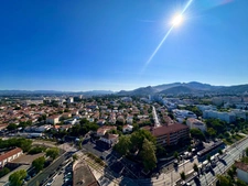 Marseille 9ème, Michelet-Sainte Marguerite, T3 de 55m2 avec deux terrasses et cave.