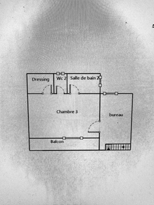 Tourves – Maison de charme de 160m2 avec garage de 23m2, cave et chalet sur 11 800 m² de terrain, au calme absolu