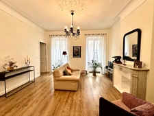 Toulon, centre-ville/haute ville, T3 de 80m2 entièrement refait à neuf, Traversant + cave
