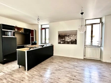 Marseille 10 ème, Quartier Saint Loup, T4 de 95m2, Dernier étage, Lumineux dans une petite copropriété.
