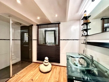 MARSEILLE 9ᵉ – BONNEVEINE | MAISON DE CHARME DE 120M2 AVEC PISCINE, JARDIN ET PRESTATIONS DE QUALITÉ
