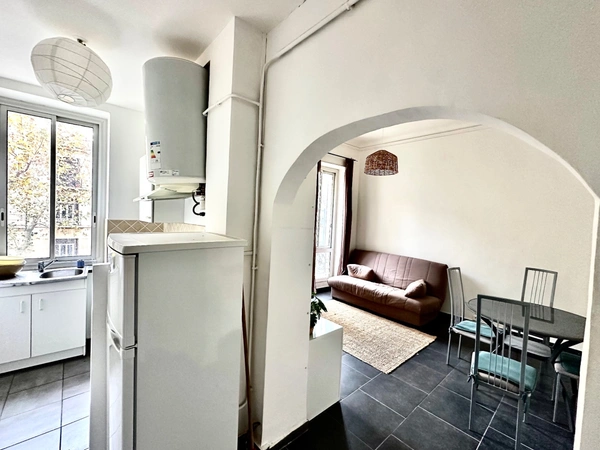 Marseille 4ᵉ – Boulevard Chave : charmant T1/2 lumineux de 31 m²