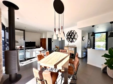 MARSEILLE 9ᵉ – BONNEVEINE | MAISON DE CHARME DE 120M2 AVEC PISCINE, JARDIN ET PRESTATIONS DE QUALITÉ