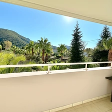 T3 de charme avec Terrasse et Box en sus – Marseille 9e, Traverse Regny – secteur Cabot / Saint-Tronc