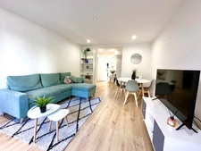 Marseille 10ème, a deux pas de la Timone, T3 de 55M2 entièrement refait  + Loggia + Cave