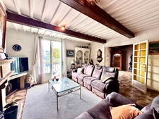 MARSEILLE 11ᵉ – LA POMME | MAISON DE CHARME DES ANNÉES 1920 – 190 M² – JARDIN, PISCINE ET GARAGE