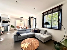 MARSEILLE 9ᵉ – BONNEVEINE | MAISON DE CHARME DE 120M2 AVEC PISCINE, JARDIN ET PRESTATIONS DE QUALITÉ