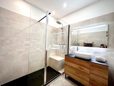 Marseille 8ème – Carré d’Or | Bagatelle, T3/4 de 95m2 avec Terrasse de 13m2 et cave privative.