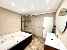 MARSEILLE 9EME, Sainte Marguerite/Cabot, T5 de 174m2 +2 Terrasses + 500m2 de Jardin+ Place de Parking