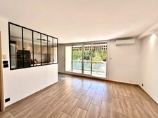 Marseille 13ᵉ, Saint Mitre, T4 de 80m2 entièrement refait à neuf avec terrasse, balcon et vue sur Parc Arboré.