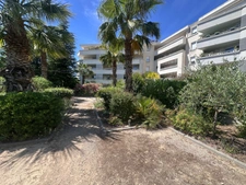 T3 de charme avec Terrasse et Box en sus – Marseille 9e, Traverse Regny – secteur Cabot / Saint-Tronc