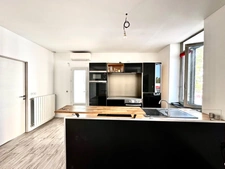 Marseille 10 ème, Quartier Saint Loup, T4 de 95m2, Dernier étage, Lumineux dans une petite copropriété.