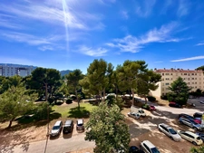 MARSEILLE 9ᵉ – T3 de 60 m² avec terrasse, loggia et cave – Résidence Beauvalon Pinède.