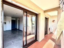 Marseille 10ème, T2 de 42,5m2 + Terrasse + Cave + Place de parking Privative