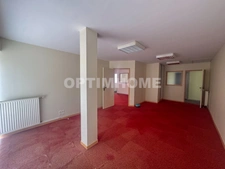 Opportunité d'investissement Coeur de ville — Immeuble divisible en 3 à 6 appartements avec parkings privatifs CHOLET (49)