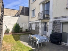 CHOLET CENTRE-VILLE — 196 m² - 5 chambres