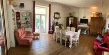 Hôtel particulier XVIIe — Cœur historique de Loudun