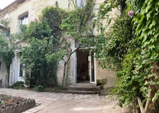 Hôtel particulier XVIIe — Cœur historique de Loudun
