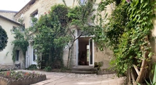 Hôtel particulier XVIIe — Cœur historique de Loudun