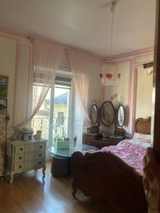 Hôtel particulier XVIIe — Cœur historique de Loudun