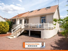 Maison de caractère 1930 rénovée – 120 m² – 4 chambres – Jardin, terrasse & garage – CHOLET JOMINIERE