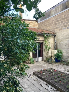 Hôtel particulier XVIIe — Cœur historique de Loudun