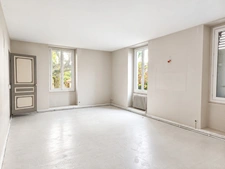 Maison à vendre 8 pièces CIVRIEUX D'AZERGUES (69)