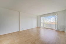 T3 Montreuil (93) clé en main en parfait état avec 2 balcons et ascenseur