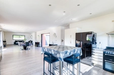 Maison d' exception entièrement de plain-pied avec Patio central sur 2 200m2