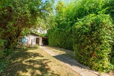 Maison Bourgeoise 8 pièces + annexes VILLARS LES DOMBES (01)
