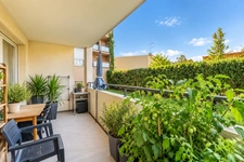 Appartement T3, piscine et double parking - VILLEFRANCHE SUR SAONE (69)
