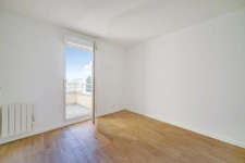 T3 Montreuil (93) clé en main en parfait état avec 2 balcons et ascenseur