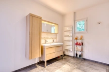 Maison d' exception entièrement de plain-pied avec Patio central sur 2 200m2