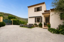 Villa familiale avec jardin et vue dégagée, aux portes de La Turbie