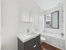 - 78220 VIROFLAY - MAISON FAMILIALE AVEC EXTENSION 140m2 - 3 NIVEAUX - 4 à 5 CHAMBRES - SOUS SOL - BAIGNE DE LUMIERE - GARAGE - ESPACES EXTERIEURS - BEAUX VOLUMES - PROCHE GARES