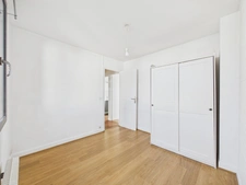 - 78220 VIROFLAY - MAISON FAMILIALE AVEC EXTENSION 140m2 - 3 NIVEAUX - 4 à 5 CHAMBRES - SOUS SOL - BAIGNE DE LUMIERE - GARAGE - ESPACES EXTERIEURS - BEAUX VOLUMES - PROCHE GARES