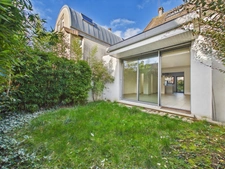 - 78220 VIROFLAY - MAISON FAMILIALE AVEC EXTENSION 140m2 - 3 NIVEAUX - 4 à 5 CHAMBRES - SOUS SOL - BAIGNE DE LUMIERE - GARAGE - ESPACES EXTERIEURS - BEAUX VOLUMES - PROCHE GARES