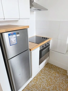 - 92100 BOULOGNE BILLANCOURT - METRO MARCEL SEMBAT - STUDIO EN PARFAIT ETAT - BALCON - 2EME ETAGE AVEC ASCENSEUR - CAVE - 